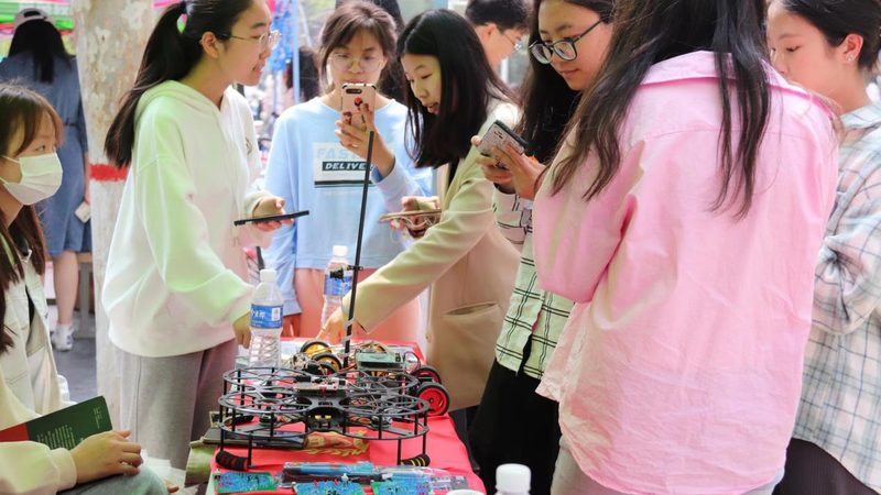 电子制造工厂自动化集成：趋势与关键要素